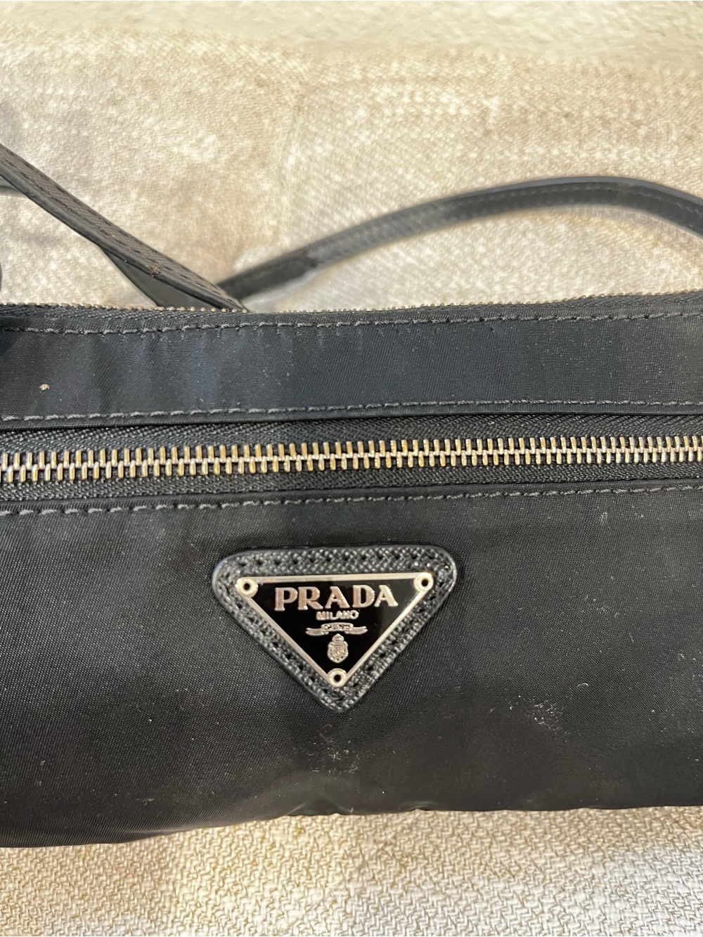 PRADA NYLON FLAT CROSSBODY POUCH. - Picture 3 of 8